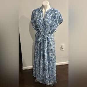 Vince Camuto Split- Neck Blue & White Floral Tie-Waist Midi Dress